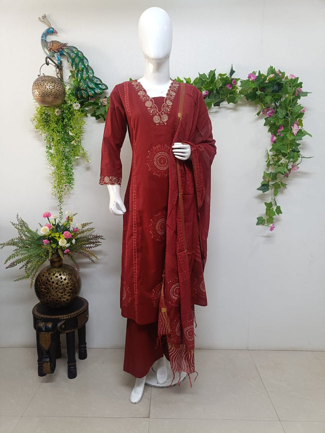 Wine Red Hover Image