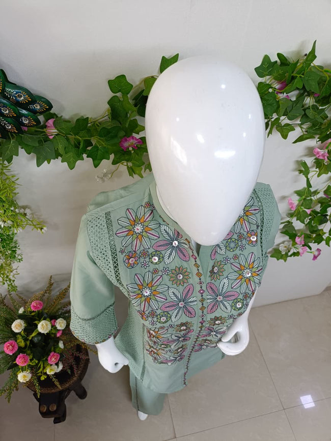 Pastel green Main Image