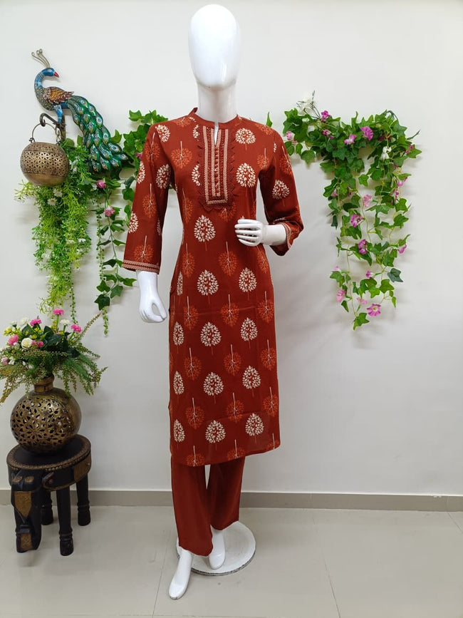 Burnt Terracotta Main Image