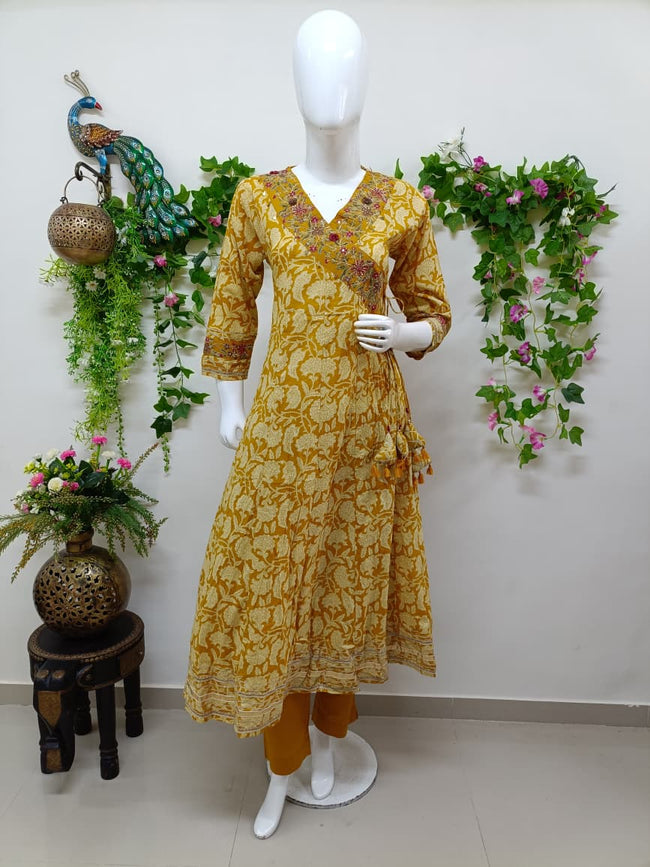 Mustard yellow Main Image