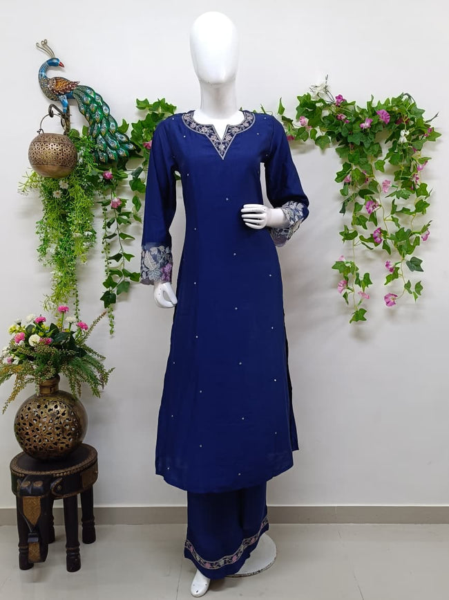 Royal blue Main Image