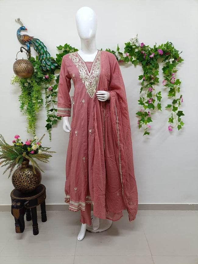 Dusty pink Hover Image