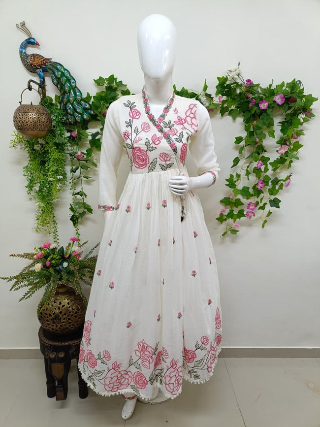 Milky White Main Image