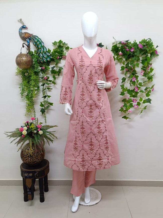 Dusty pink Main Image