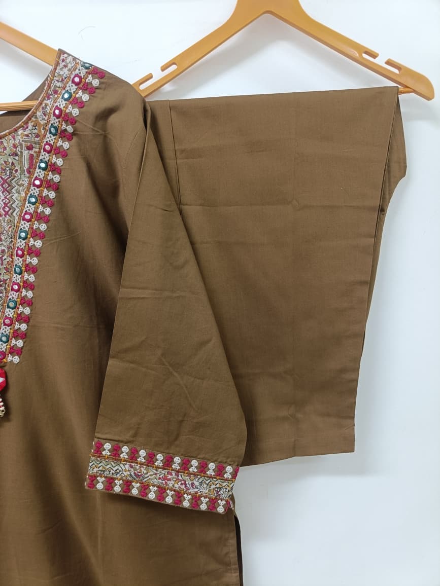 Walnut Brown