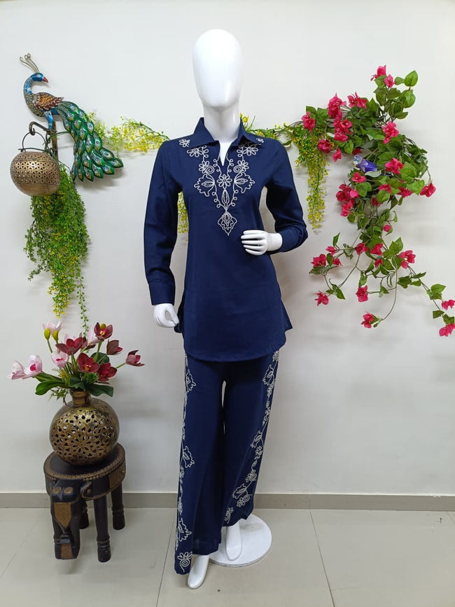 Dark blue Hover Image