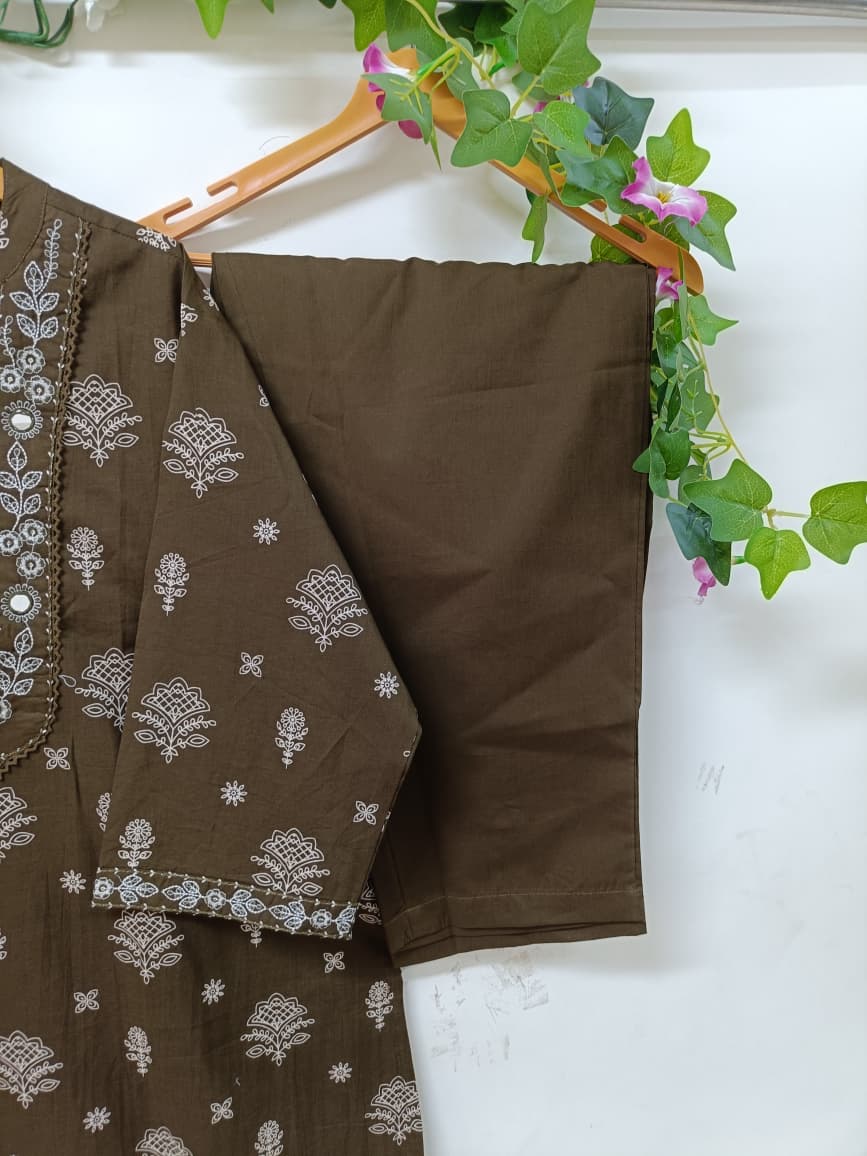 Walnut Brown