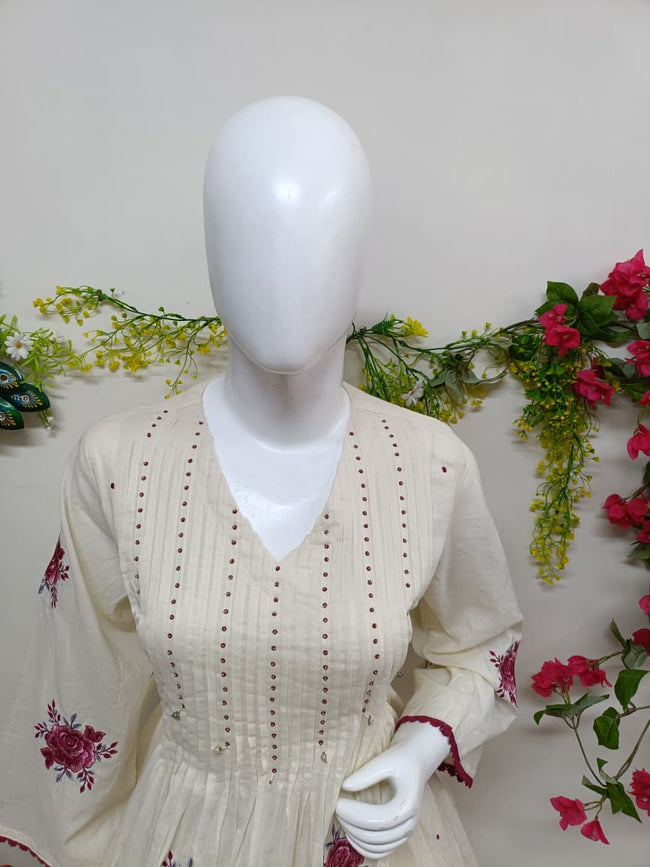 off white Main Image