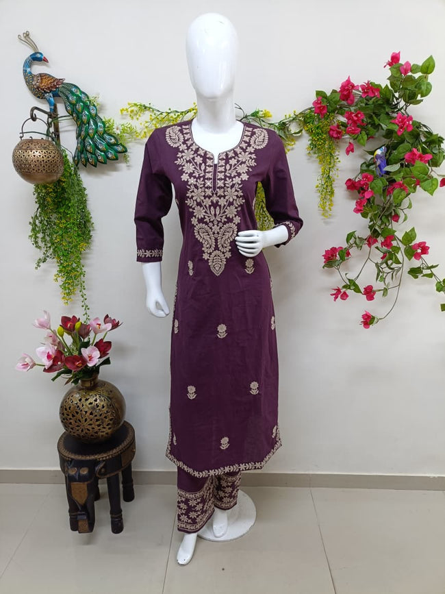 Deep plum Main Image