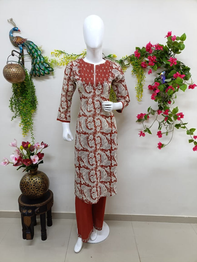 Burnt Terracotta Main Image