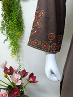 Mocha brown print