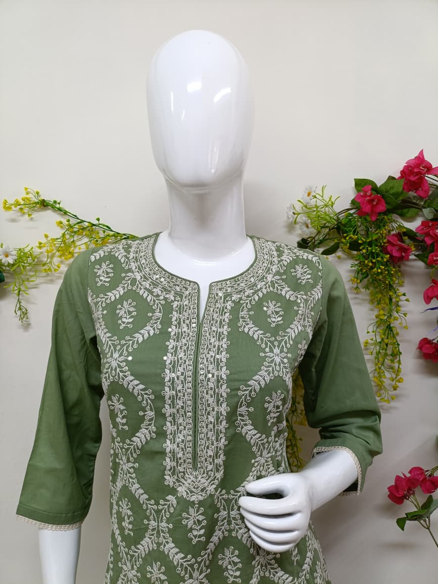 Parrot green