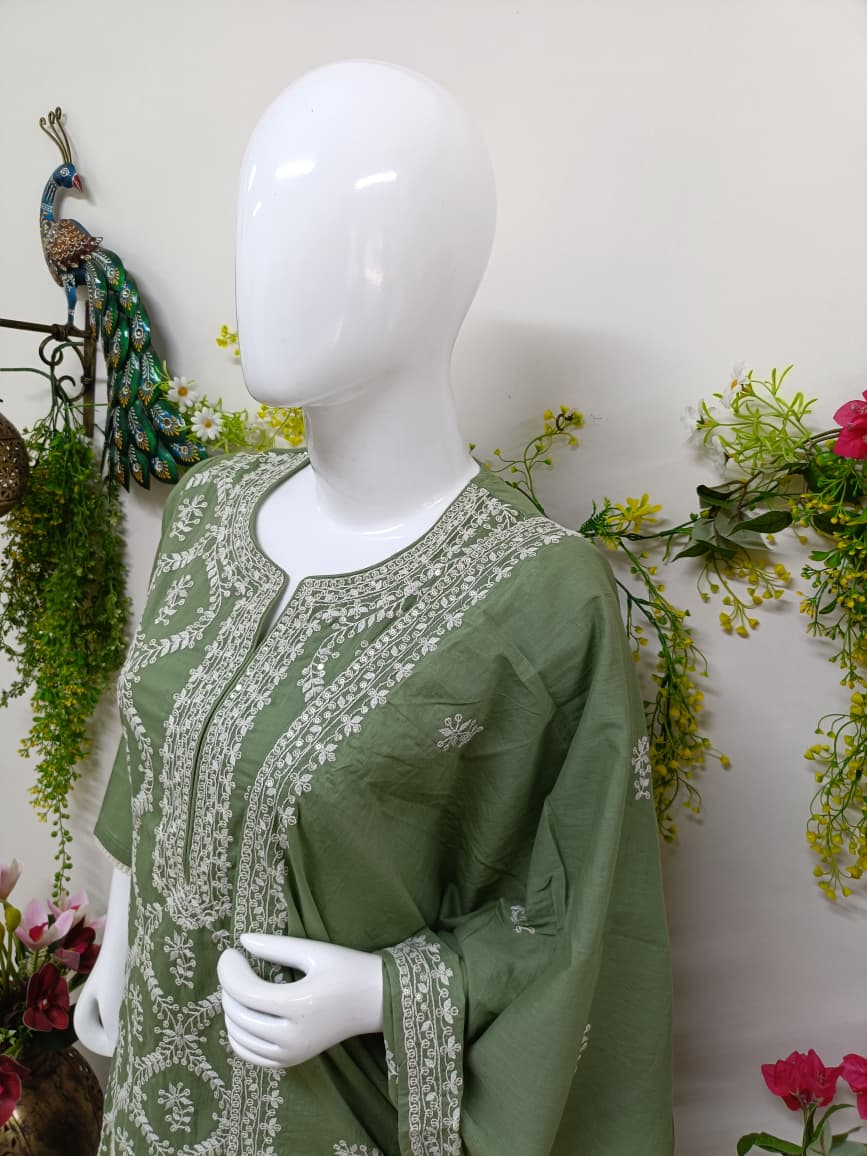 Parrot green