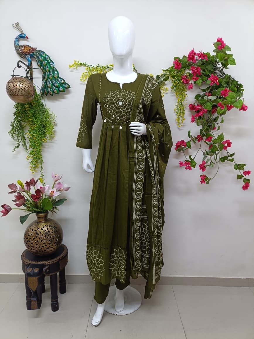 Mehendi green