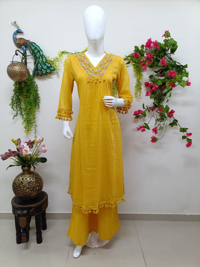Gold yellow Main Image