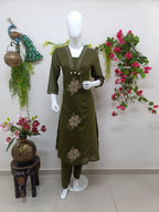 Mehendi green