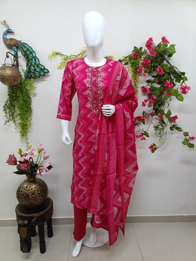 Rani pink Hover Image