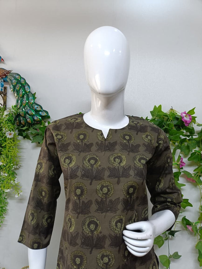 Olive green Main Image