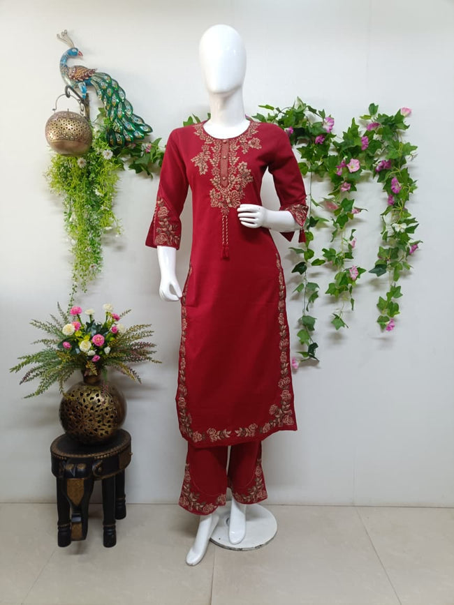 Crimson red Main Image