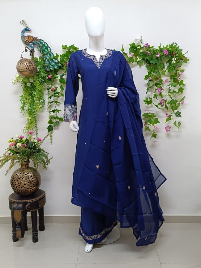 Royal blue Hover Image